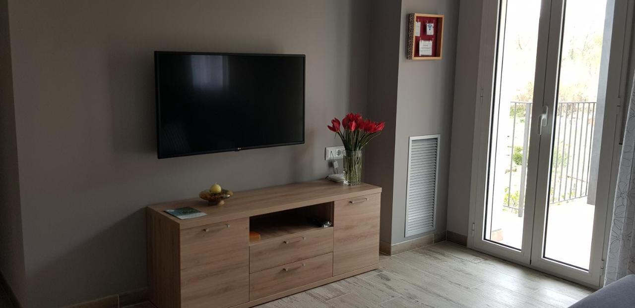 Cal Bar Apartment Camarasa